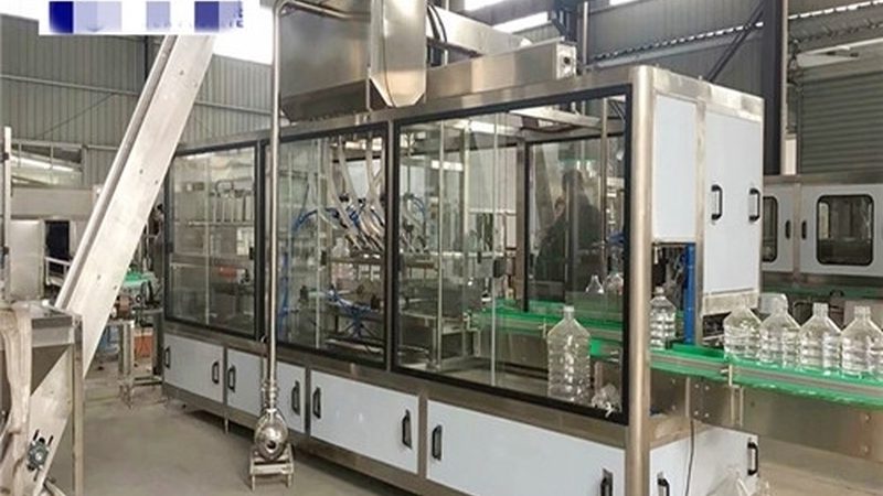 炒菜机器人材质尺寸选购指南：关键因素与选购技巧